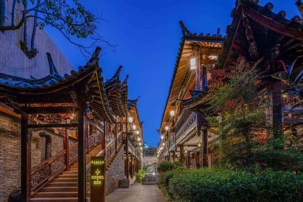 Doof Resort Hotel Lijiang  Exterior photo